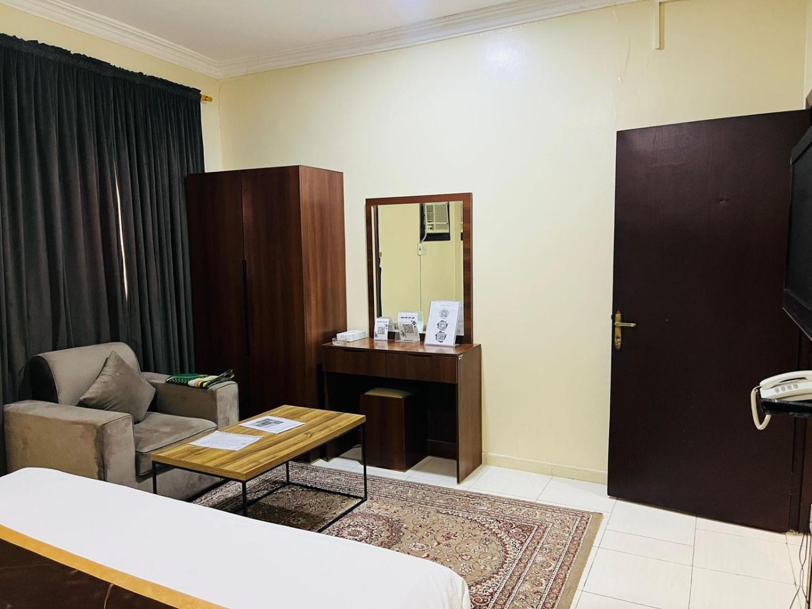 Al Eairy Serviced Apartments-Dammam 2 Exterior photo