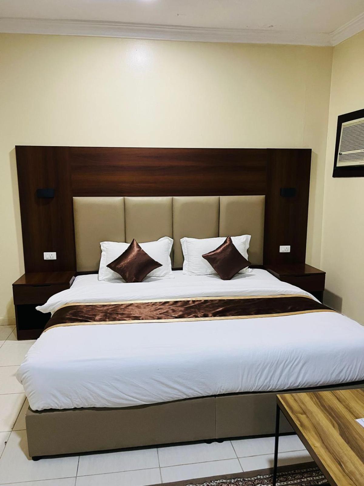 Al Eairy Serviced Apartments-Dammam 2 Exterior photo